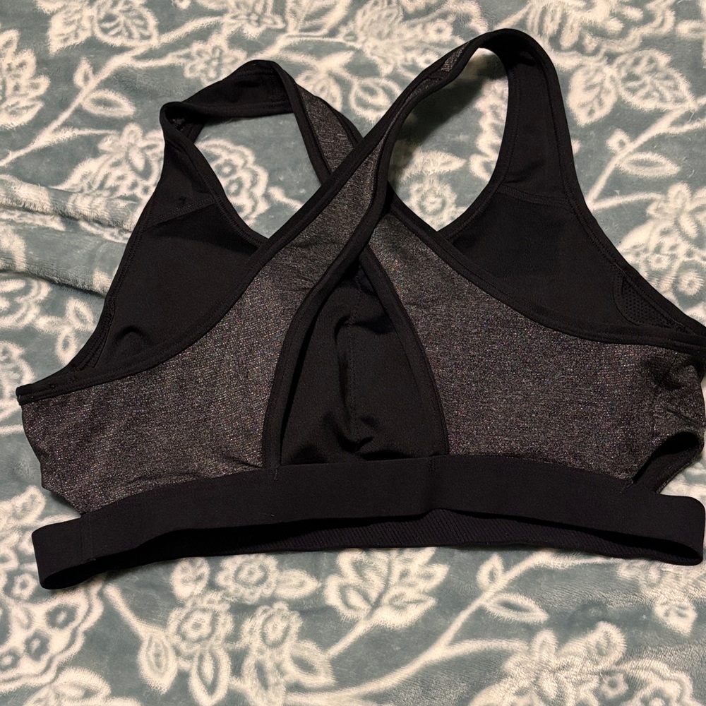 Nike Women's Metallic Silver and Black Sports Bra - Picture 3 of 6